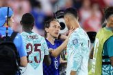 Luka Modrić i Christiano Ronaldo zagrljajem osvojili svijet, Hrvatska ispala nakon veličanstvene borbe protiv Portugala